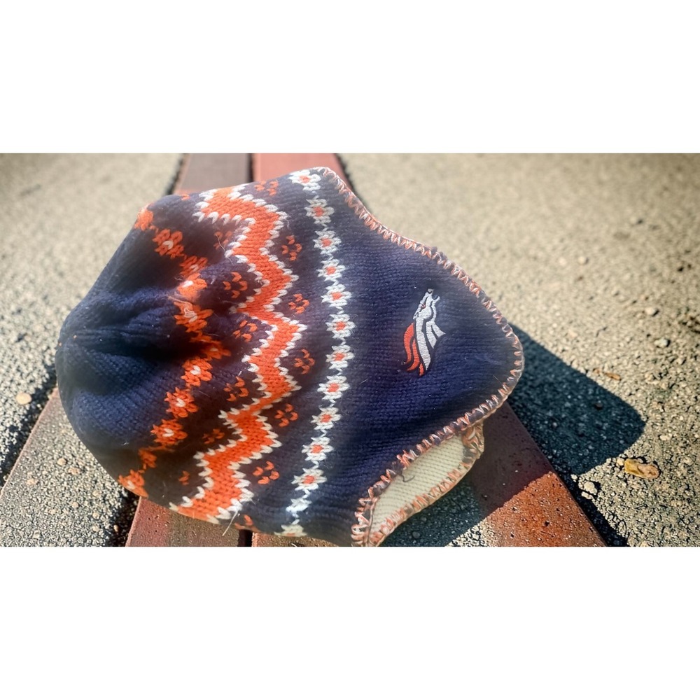Denver Broncos Reebok NFL Knit Earflap Beanie Hat Navy Orange Fair Winter Warm - Picture 5 of 5